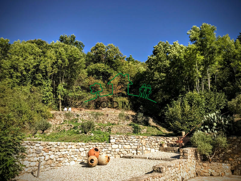 Mas - 265 m² - 10 pièces