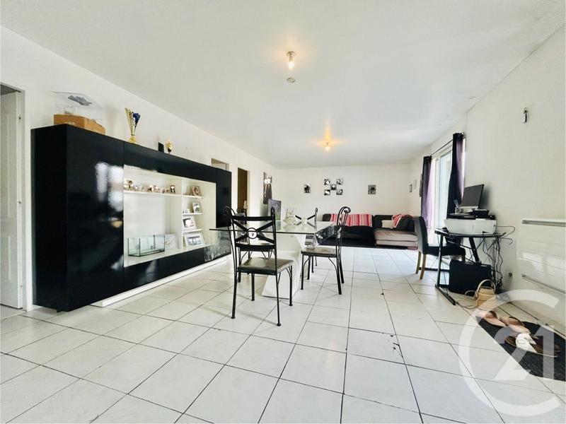 Maison de ville - 94 m² - 5 pièces