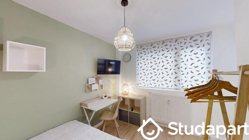 Chambre - 10 m² - 1 pièce