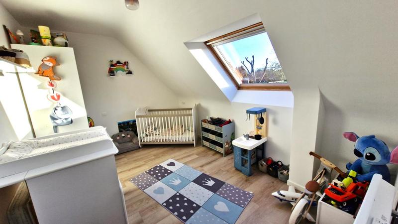 Maison - 98 m² - 5 pièces