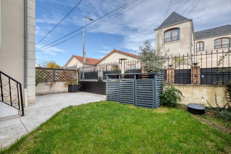 Maison - 143 m² - 7 pièces