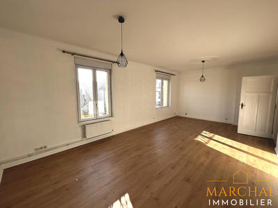 Appartement - 82 m² - 3 pièces