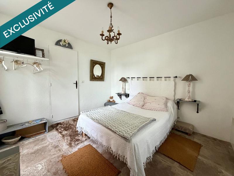 Maison - 210 m² - 12 pièces