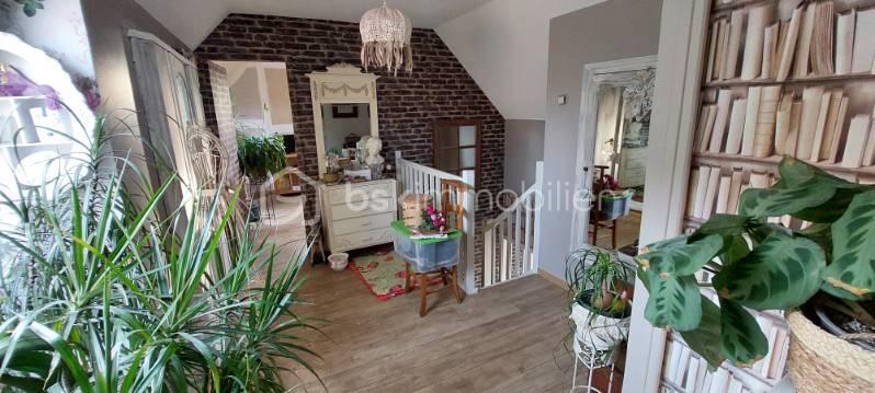 Maison - 240 m² - 7 pièces