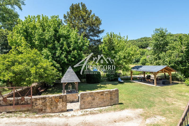 Maison ancienne - 217 m² - 8 pièces