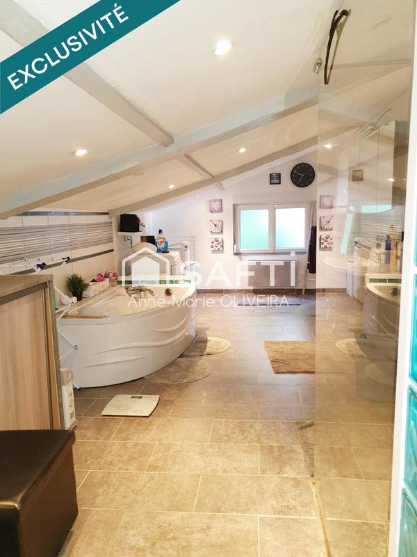 Maison - 135 m² - 6 pièces