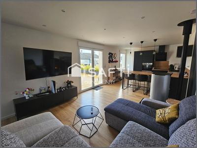 Maison - 85 m² - 4 pièces