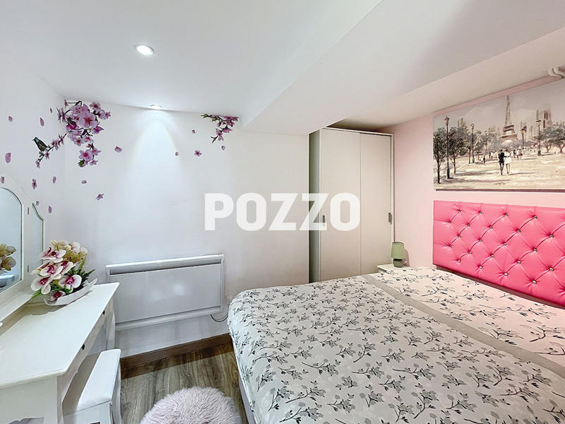 Maison - 190 m² - 8 pièces