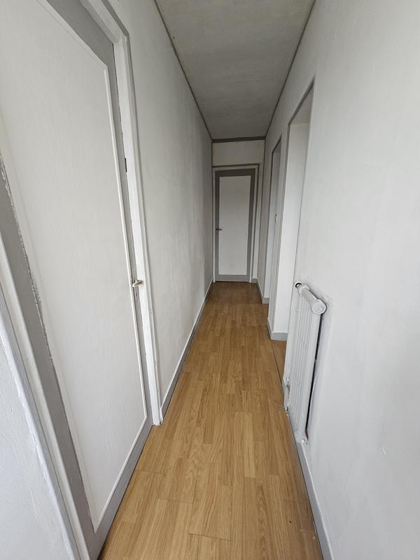 Maison - 180 m² - 6 pièces