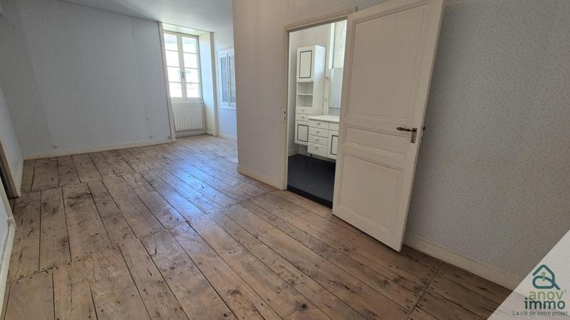 Maison - 227 m² - 7 pièces