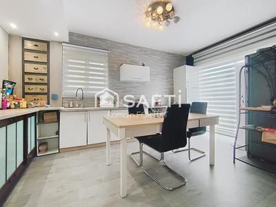 Maison - 120 m² - 4 pièces