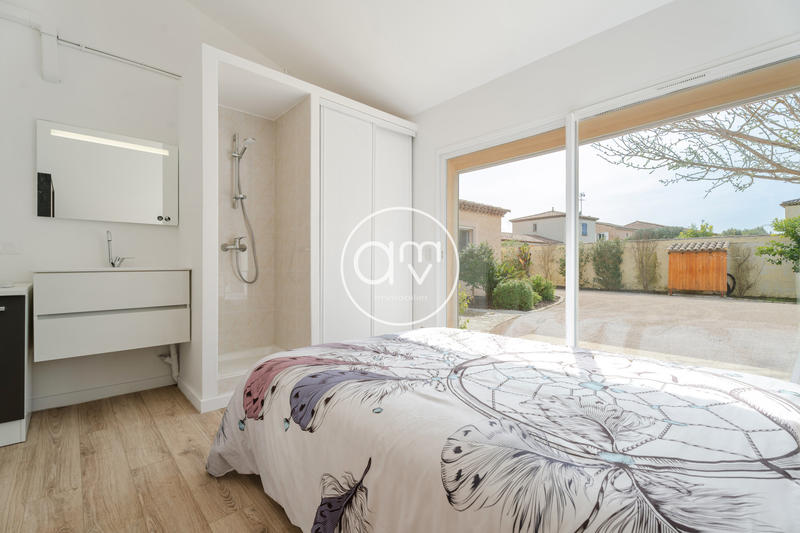 Maison - 253 m² - 9 pièces