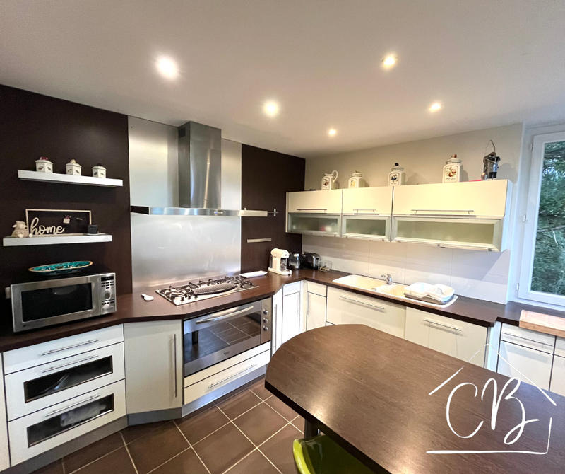 Maison - 167 m² - 6 pièces