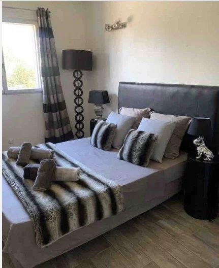 Villa - 169 m² - 4 pièces