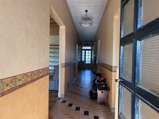 Maison - 180 m² - 5 pièces