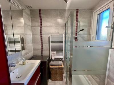 Appartement - 95 m² - 3 pièces