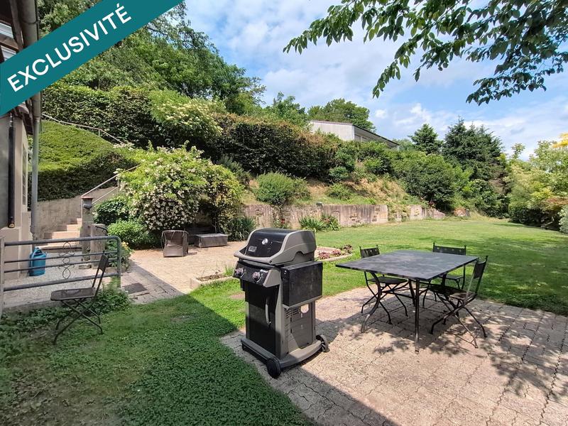 Maison - 180 m² - 6 pièces