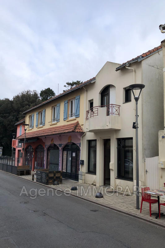 Maison de ville - 90 m² - 3 pièces