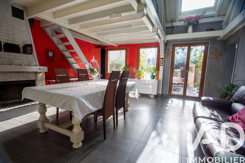 Maison - 165 m² - 7 pièces