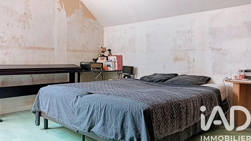 Maison - 244 m² - 9 pièces