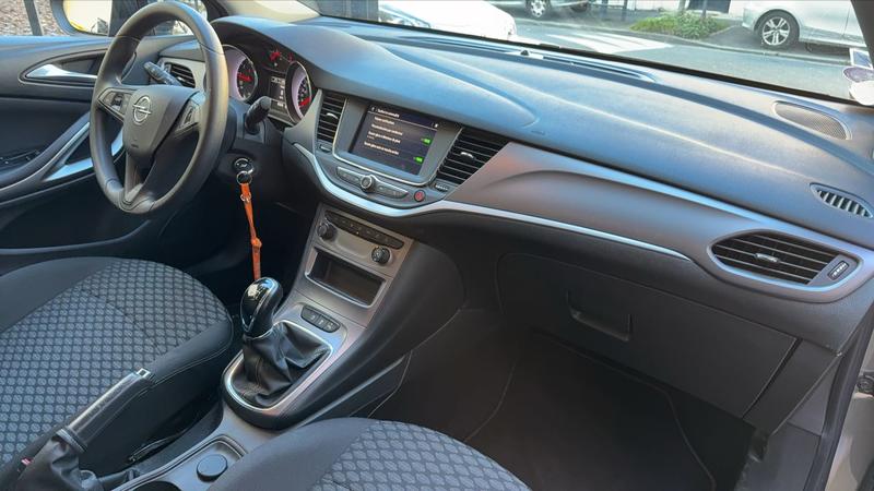 Opel Astra Sports Tourer V 1.2 Turbo 110 Edition - Première main Entretien constructeur