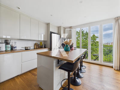 Appartement - 111 m² - 5 pièces