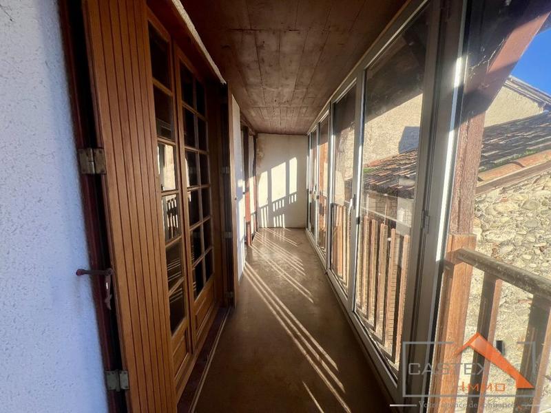 Maison de ville - 100 m² - 5 pièces