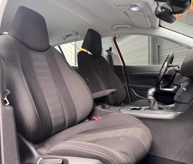 Peugeot 308 1.6 Bluehdi 120 Allure Eat / Entretien Complet Peugeot Camera de Recul