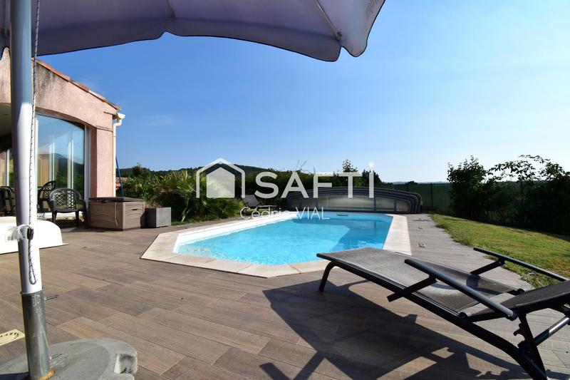 Maison - 104 m² - 4 pièces