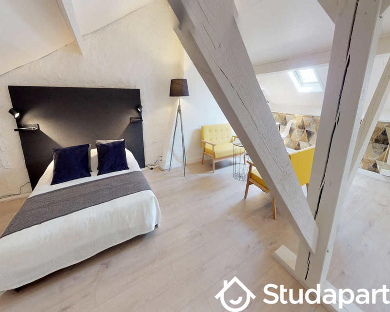 Chambre - 60 m² - 1 pièce