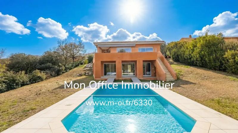 Maison - 175 m² - 5 pièces