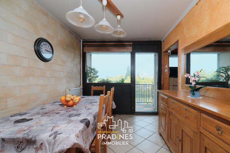 Appartement - 81 m² - 4 pièces