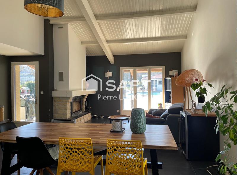 Maison - 150 m² - 6 pièces