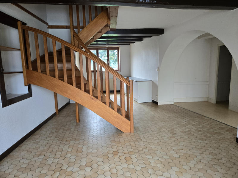 Maison - 217 m² - 8 pièces