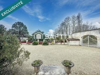 Maison de maîtres - 441 m² - 14 pièces