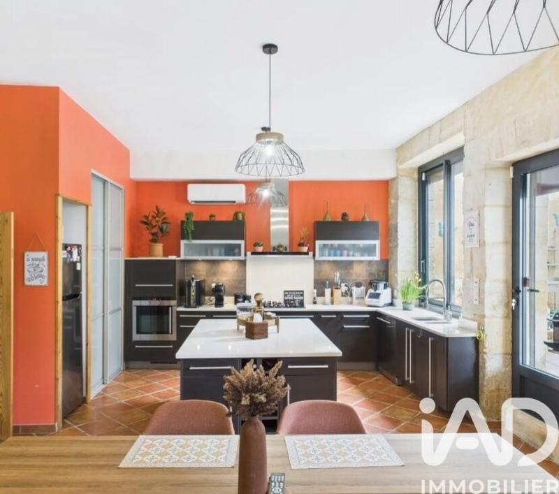 Maison - 344 m² - 16 pièces