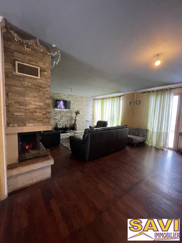 Maison - 97 m² - 5 pièces