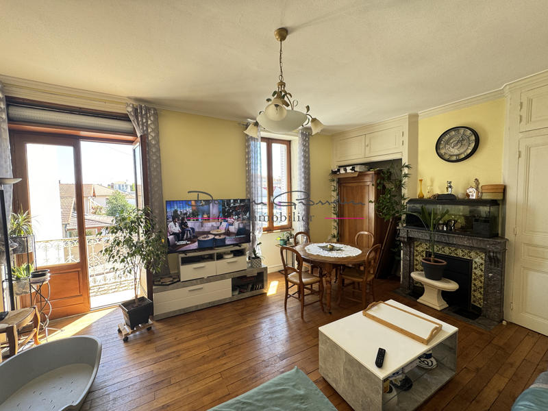 Immeuble - 189 m² - 8 pièces