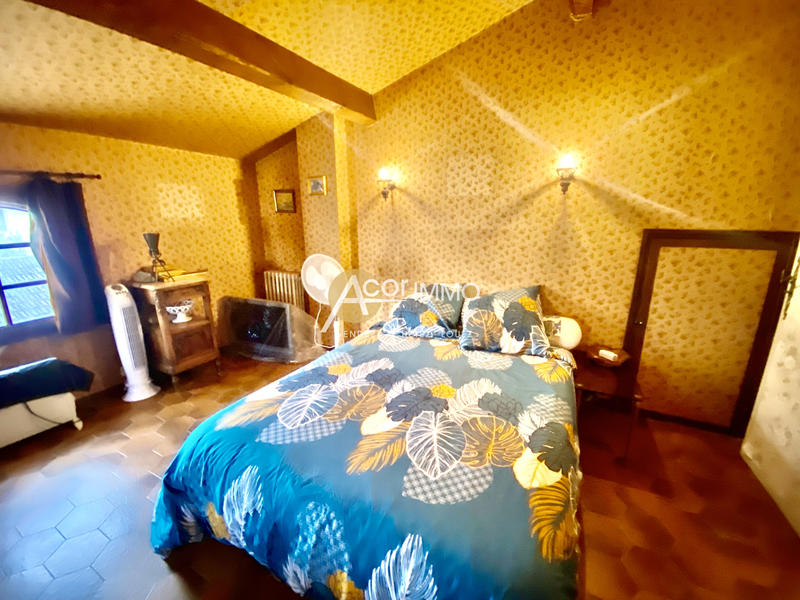 Maison - 200 m² - 6 pièces