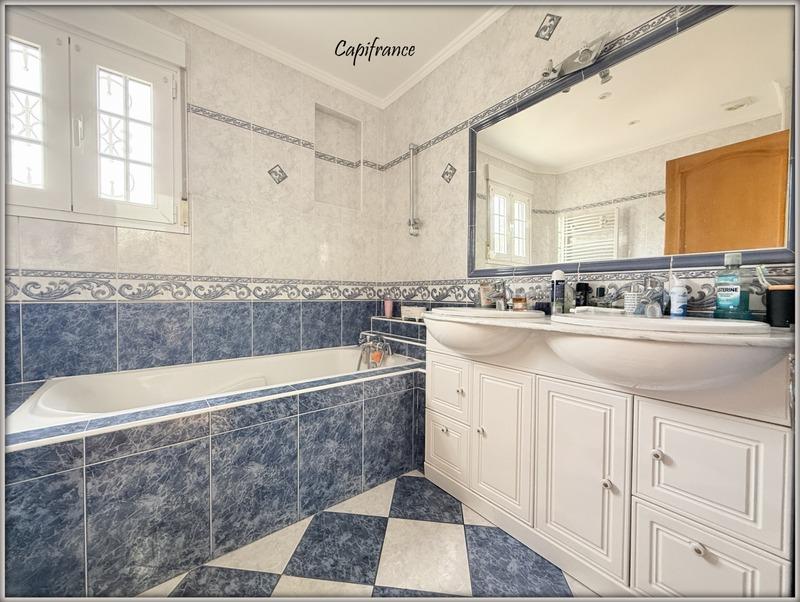 Maison - 143 m² - 7 pièces