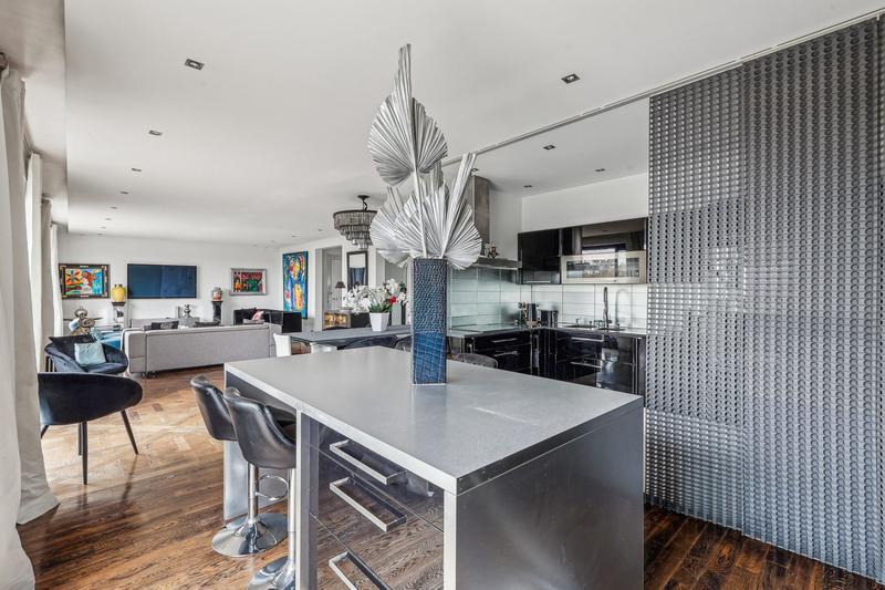 Appartement - 137 m² - 4 pièces