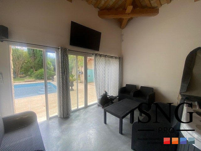 Maison - 293 m² - 5 pièces