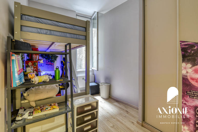 Appartement - 85 m² - 3 pièces