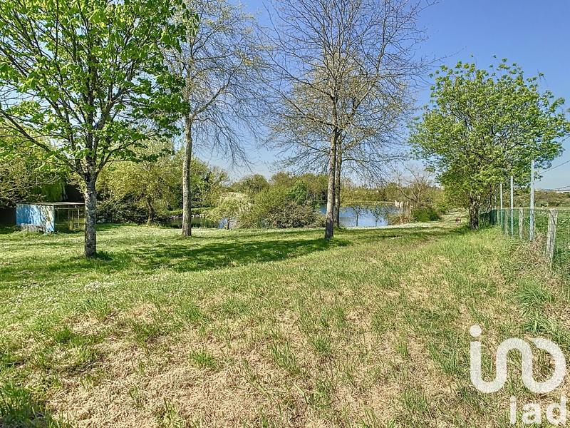 Terrain - 13 882 m²