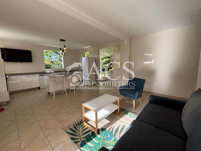 Maison - 67 m² - 3 pièces