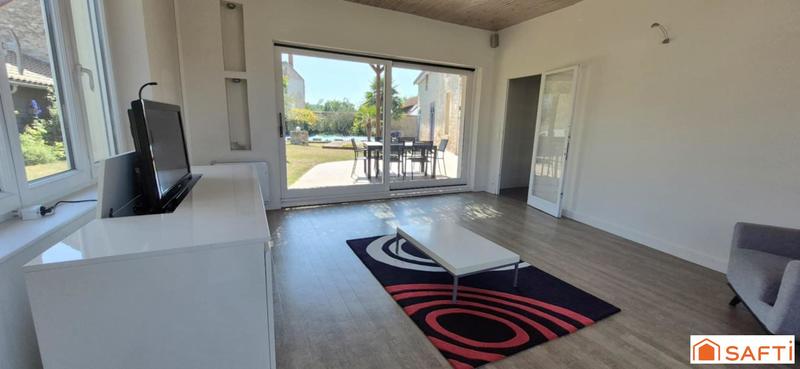 Maison - 275 m² - 11 pièces