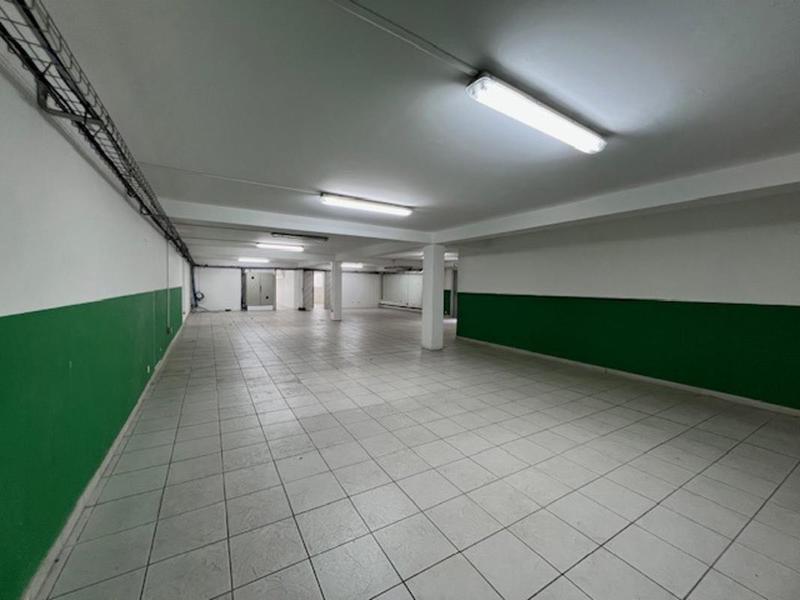 Local commercial - 270 m²