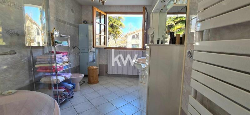 Maison de maîtres - 355 m² - 9 pièces