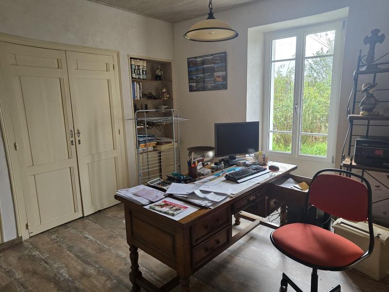 Propriété - 320 m² - 12 pièces