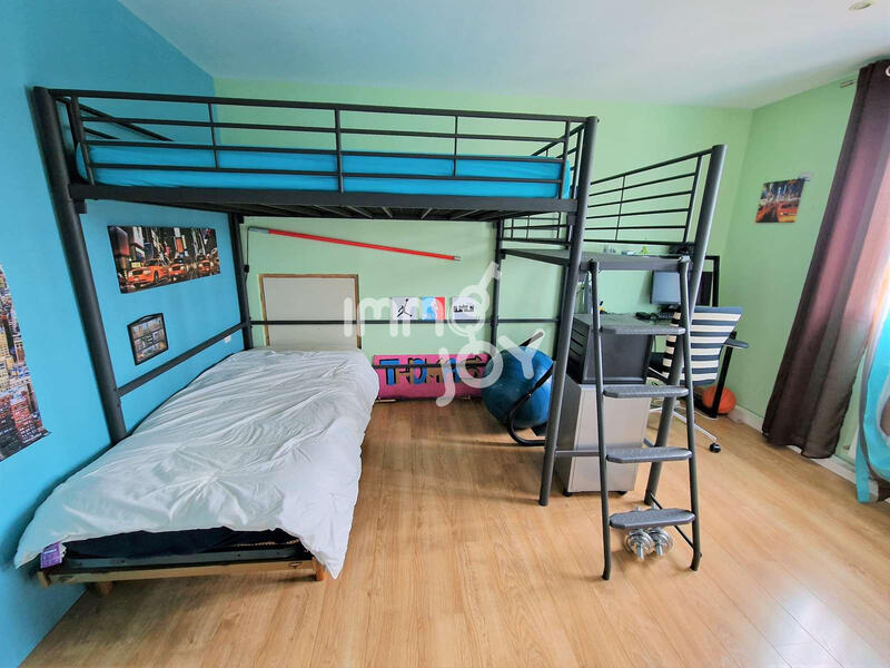 Maison - 156 m² - 6 pièces